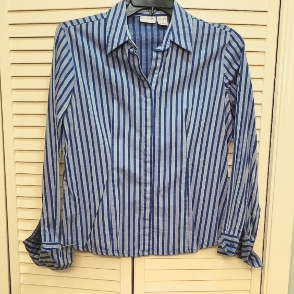 JG HOOK Blue Striped Button-Up Shirt